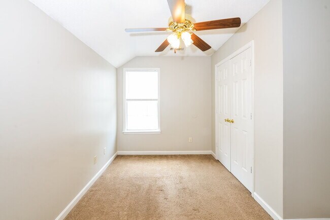 Building Photo - 6828 Shorey Ln