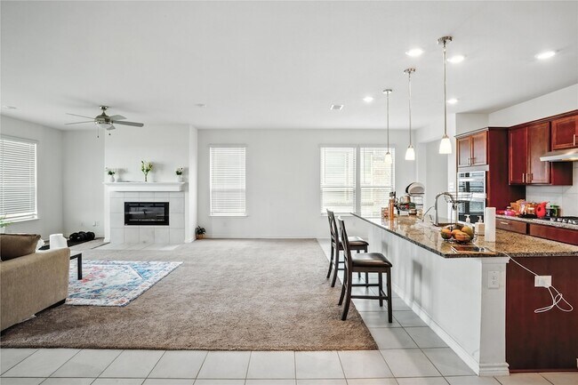 Building Photo - 604 Bronze Forest Dr