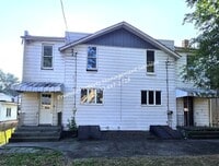 Building Photo - 1315 5th Ave
