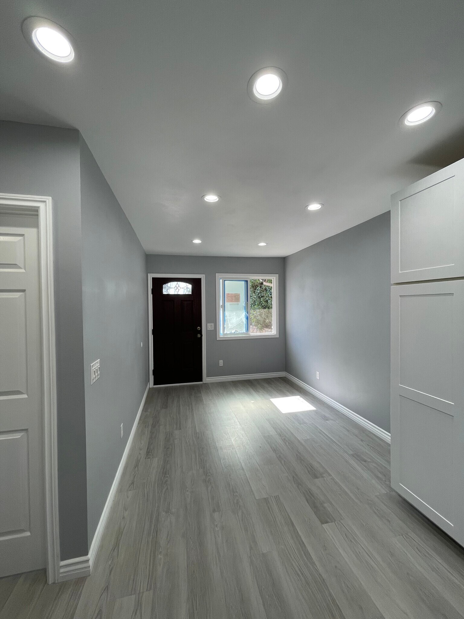 Building Photo - 3025 Broadmoor Blvd