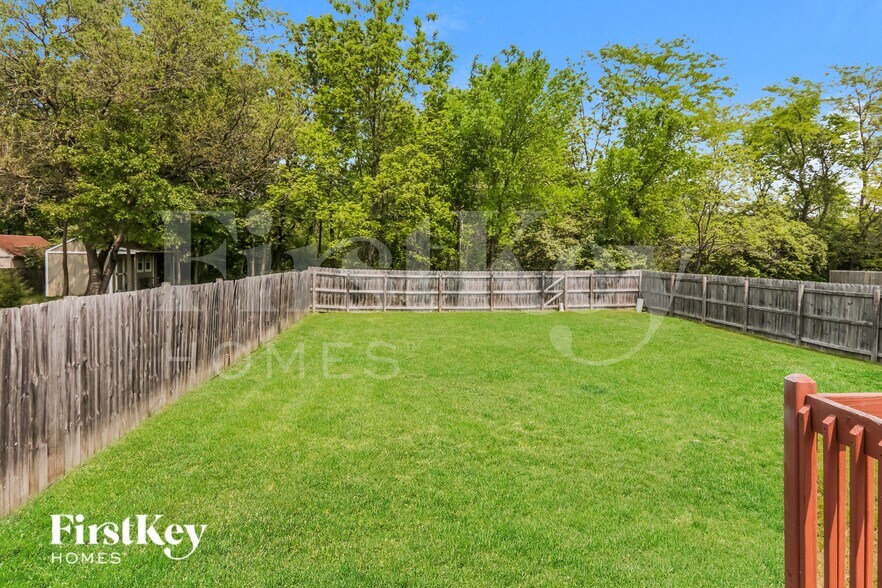 Building Photo - 3424 Brook Spring Dr