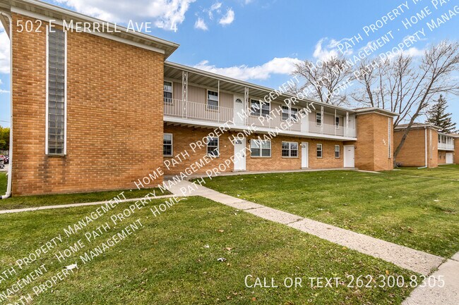 Building Photo - 502 E Merrill Ave