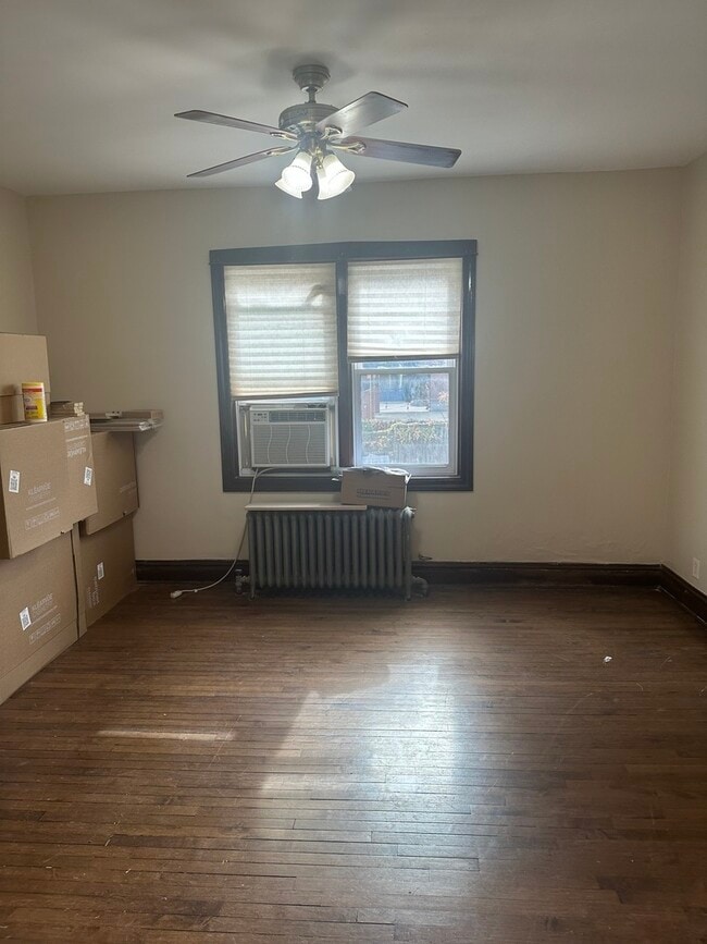 Building Photo - 4118 N Western Ave