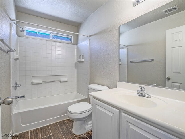Building Photo - 1070 Thrill Ct