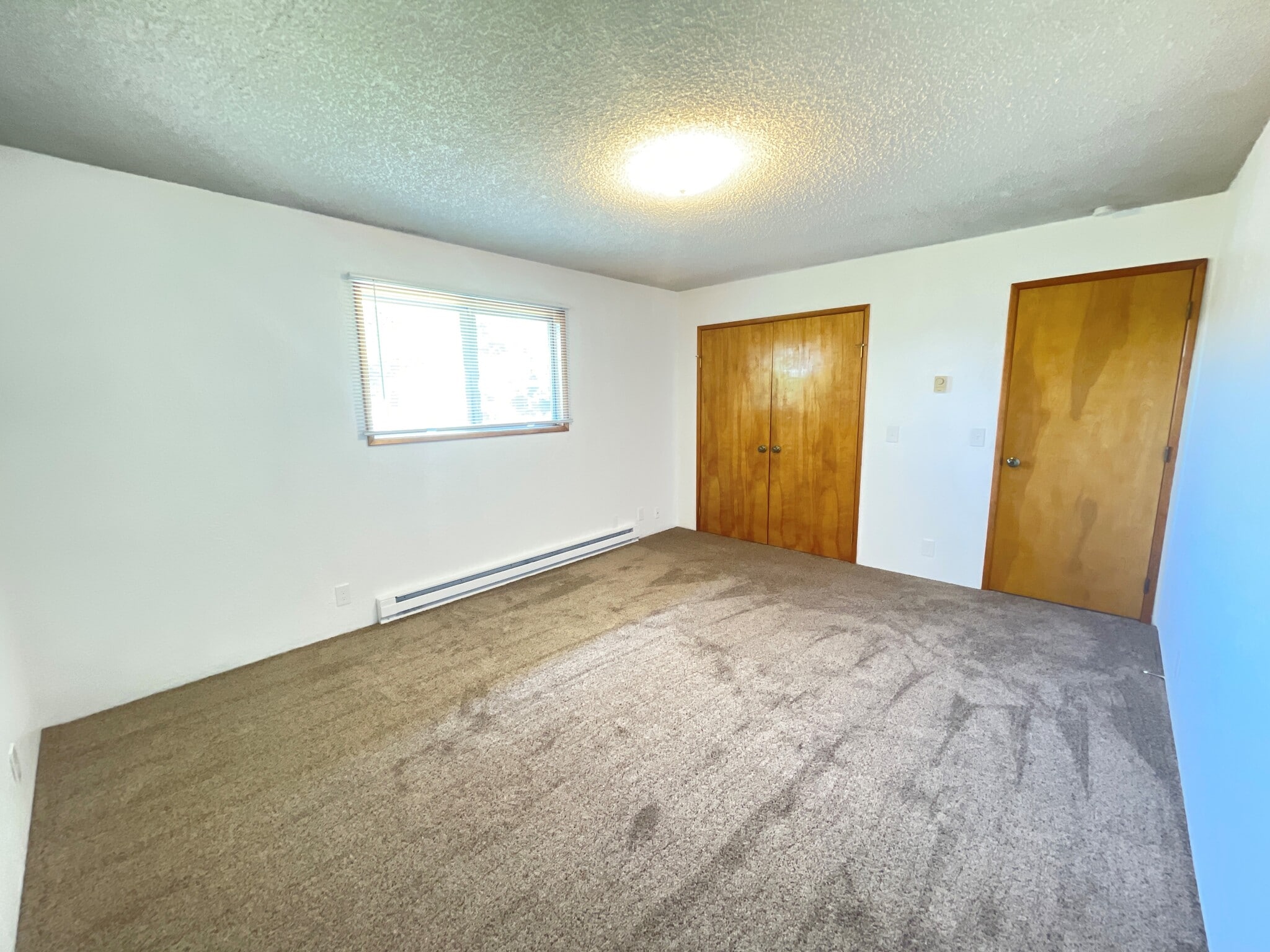 Building Photo - 703 Easy St