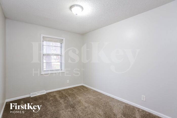 Building Photo - 7801 NE 51st St