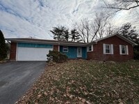 Building Photo - 321 Hightower Rd