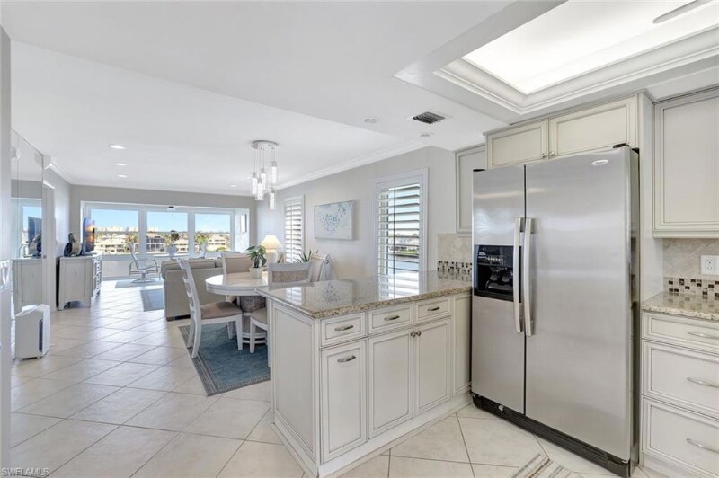 Building Photo - 271 Southbay Dr