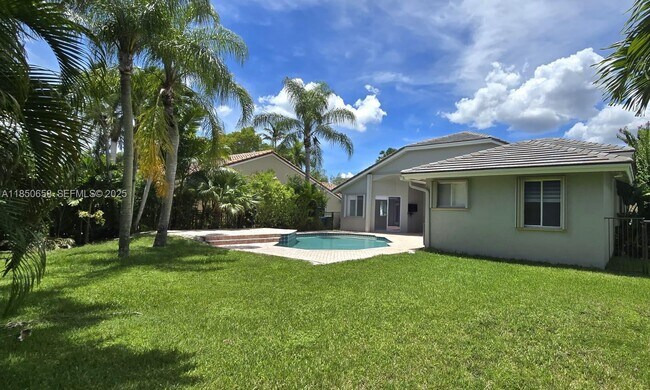 Building Photo - 1506 Lantana Ct