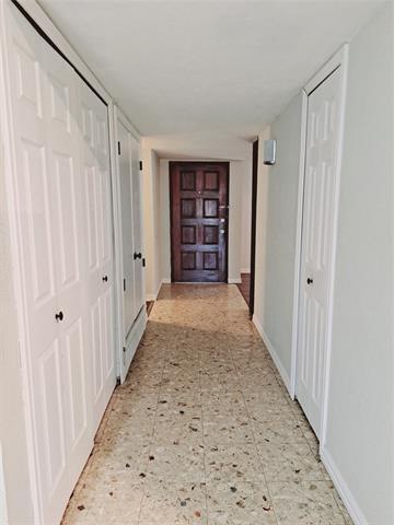 Building Photo - 3726 Red Oak Dr