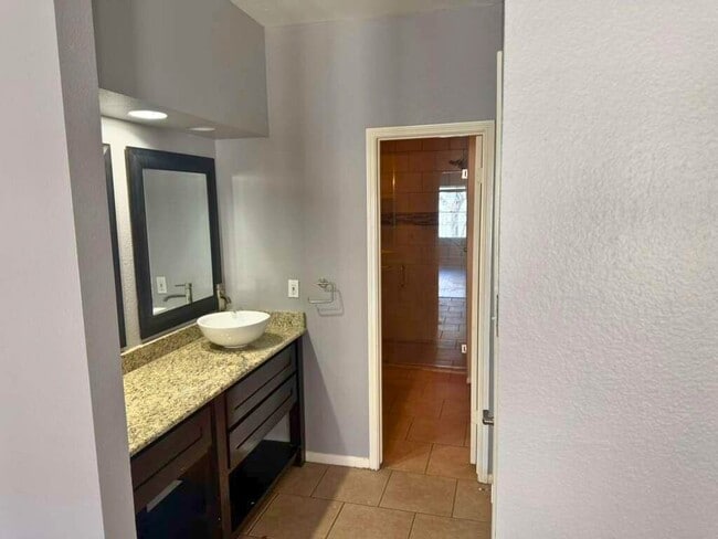 Building Photo - 3780 Tanglewilde St