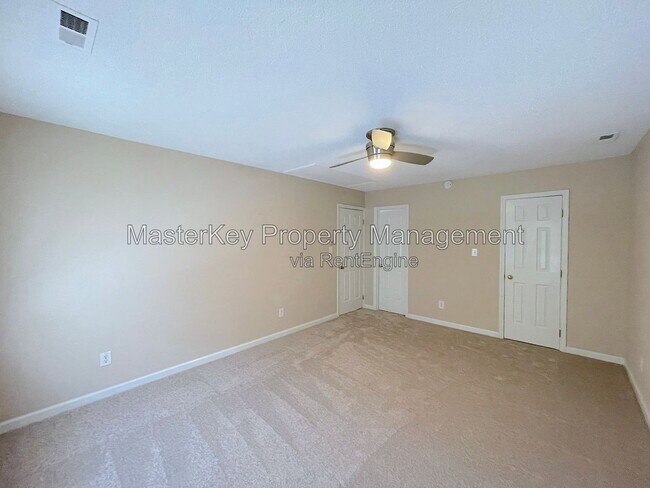 Building Photo - 6320 Dry Fork Ln