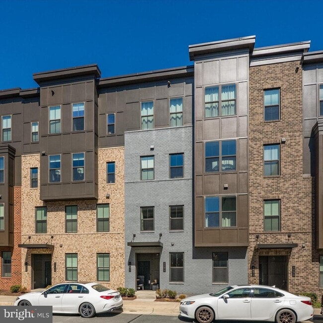 Building Photo - 44674 Provincetown Dr