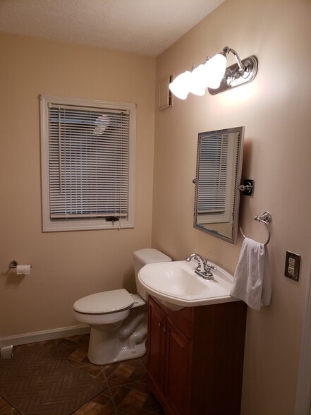 Building Photo - 4820 St Leo Pl