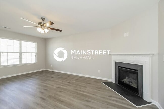 Building Photo - 3 Bedroom Pet-Friendly Home in Winston-Salem, NC with Main Street Renewal