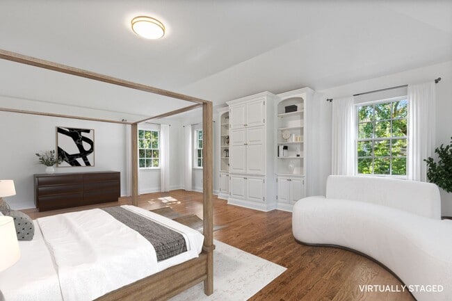 Building Photo - 18 Echo Ln