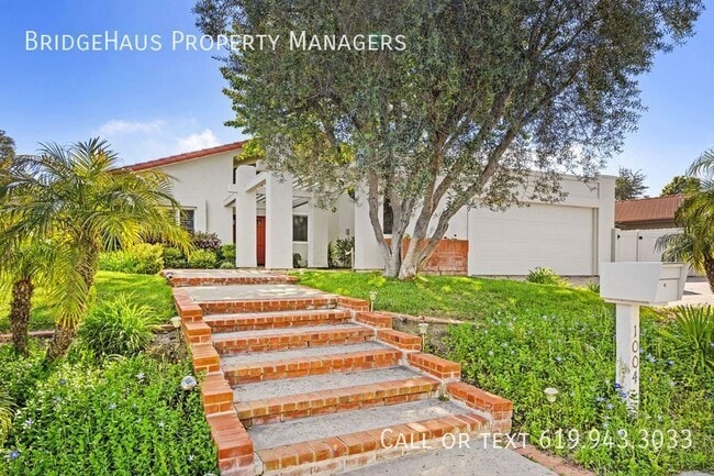 Building Photo - 1004 St Albans Pl