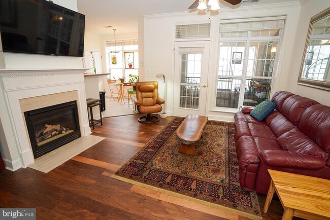 Building Photo - 2111 Ganton Green