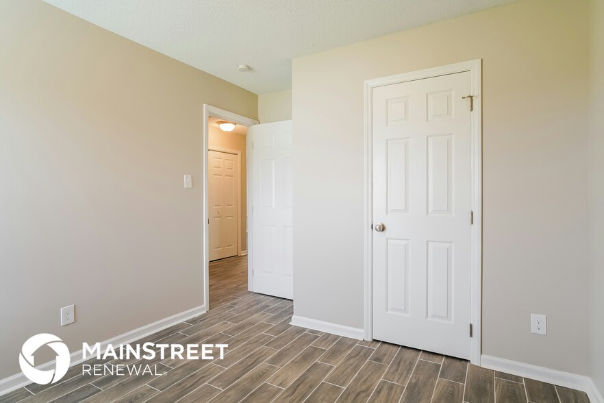 Building Photo - 110 Impressive Ln