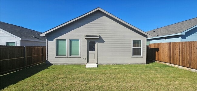 Building Photo - 1612 Cattle Dr Ln