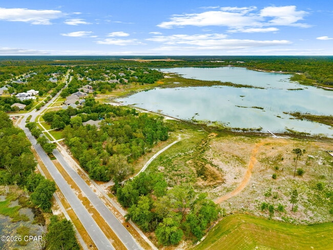 Building Photo - 114 Lake Merial Trail