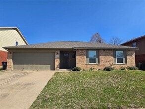 Building Photo - 6403 Jennie Ln