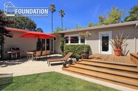 Building Photo - Light Filled and Upscale 3BD/2.5BA - Home ...