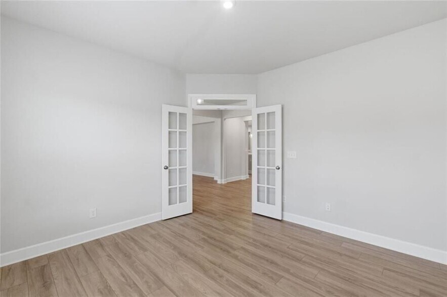 Building Photo - 2044 Garvin Rd