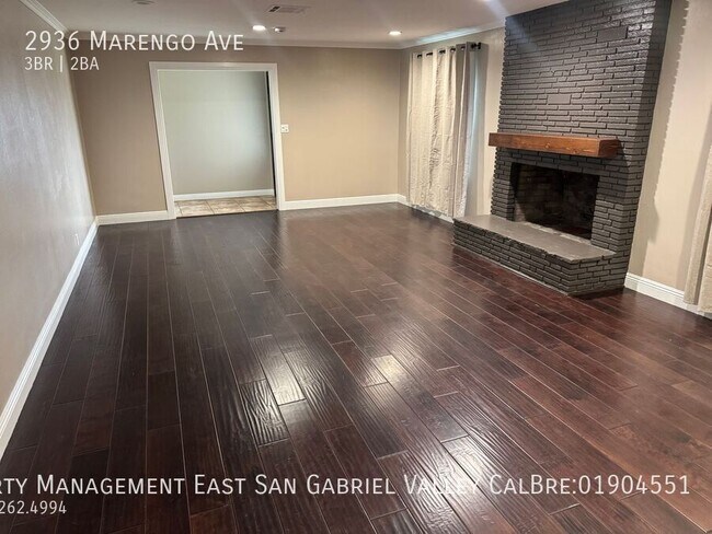 Building Photo - 2936 N Marengo Ave