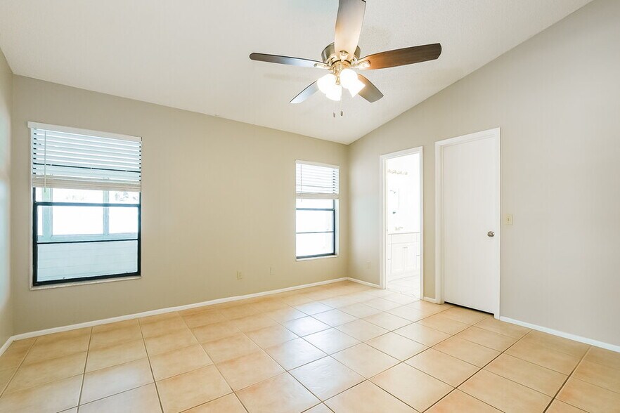 Building Photo - 797 Minerva Ln