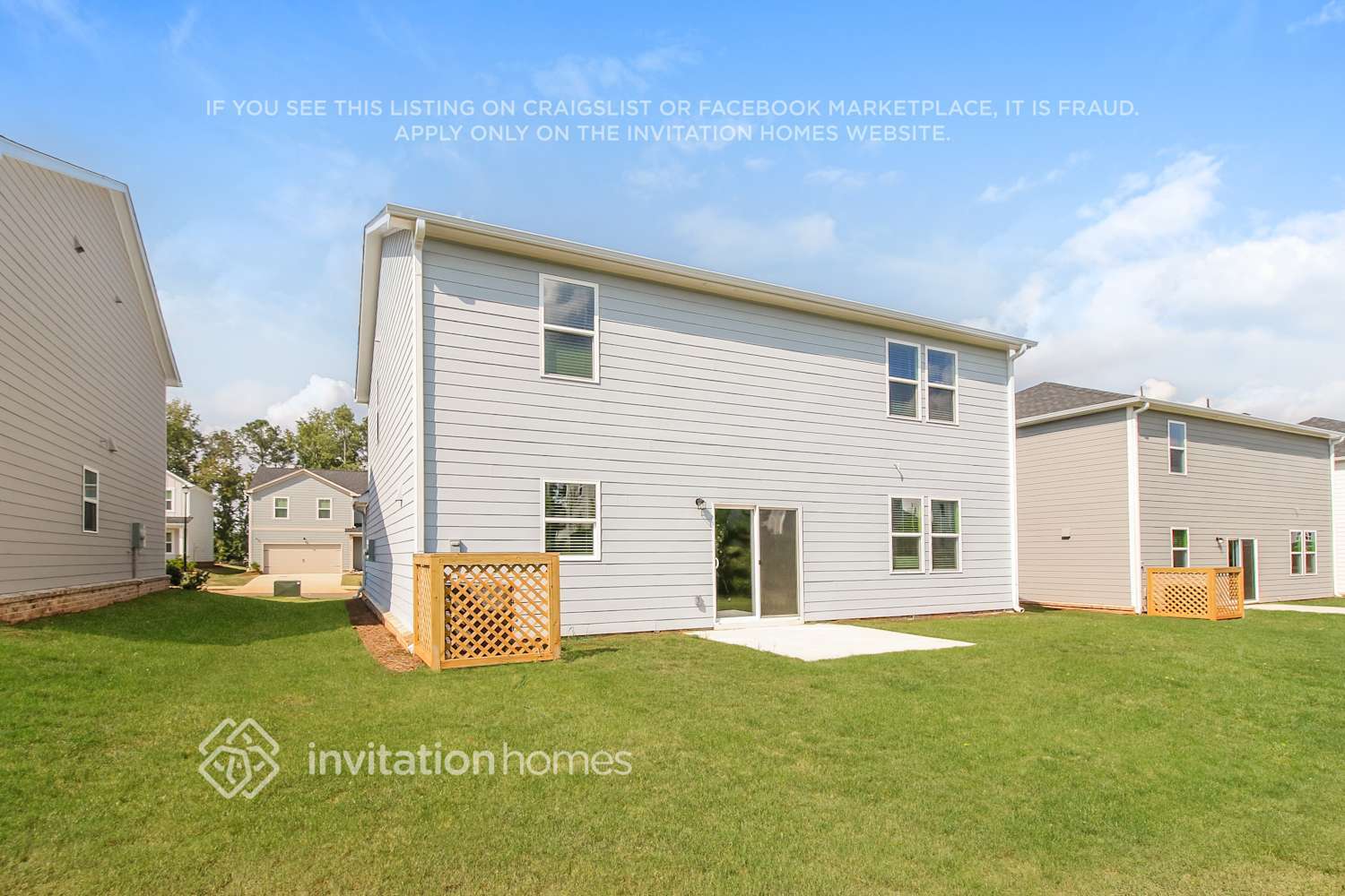 Building Photo - 885 Pebble Blvd