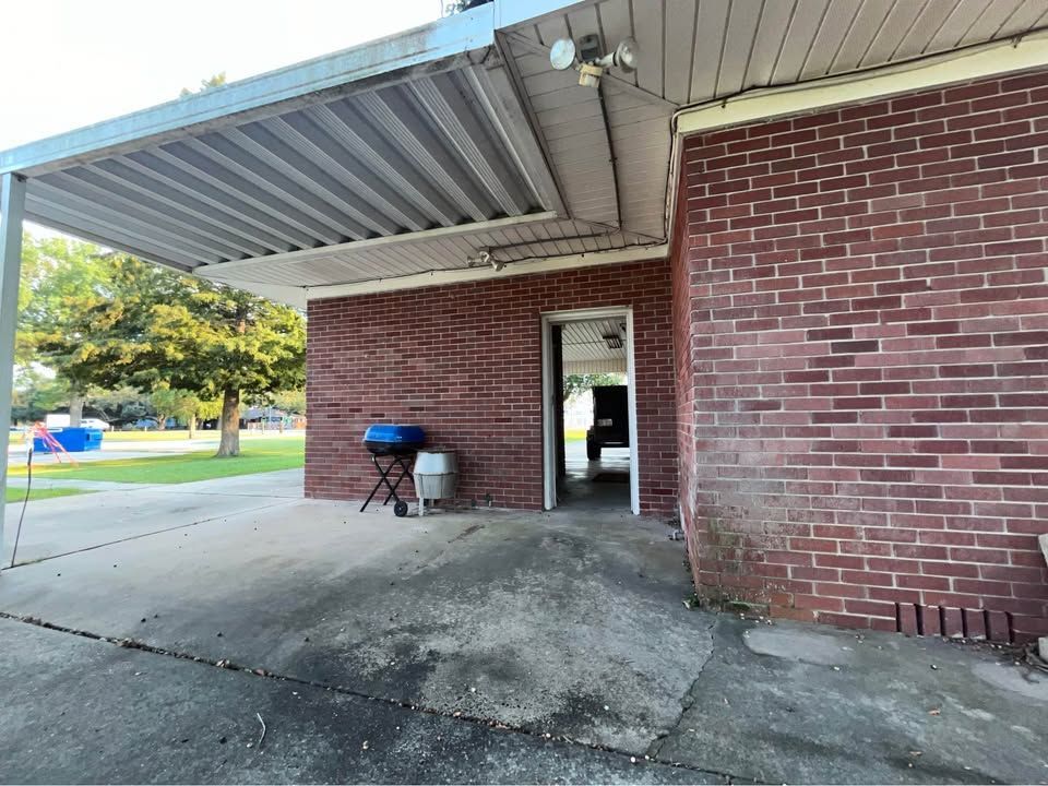 Building Photo - 1106 Ridge Rd