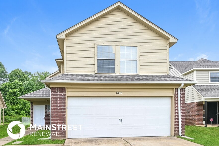 Primary Photo - 4838 Mistic Lake Dr