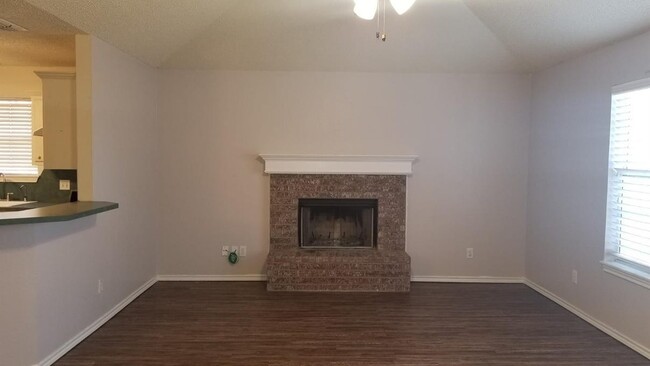 Building Photo - 8413 Uvalde Ave