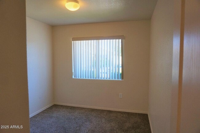 Building Photo - 3332 Yosemite Ct