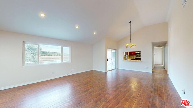 Building Photo - 2629 Meguiar Dr