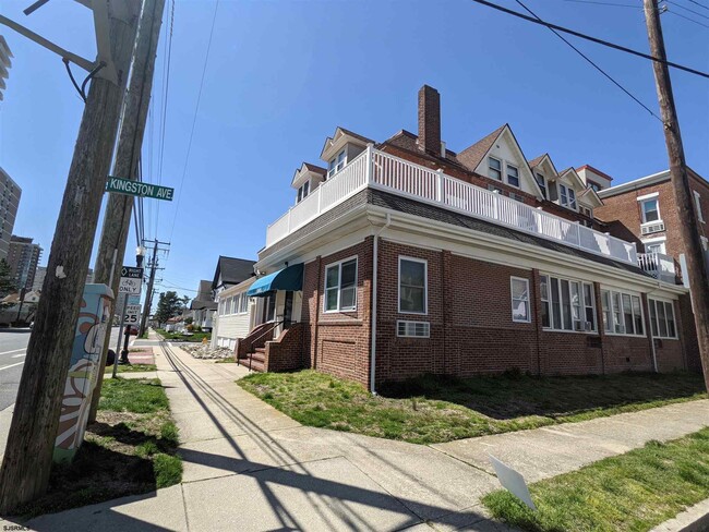 Primary Photo - 4501 Atlantic Ave