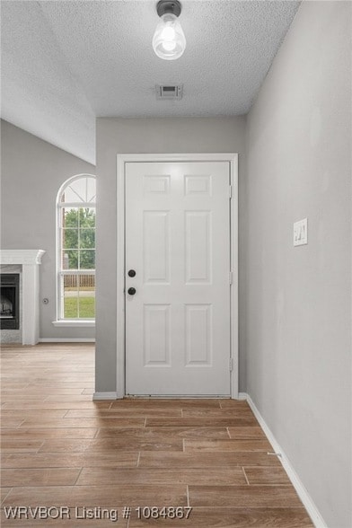 Building Photo - 1561 Whippoorwill Dr