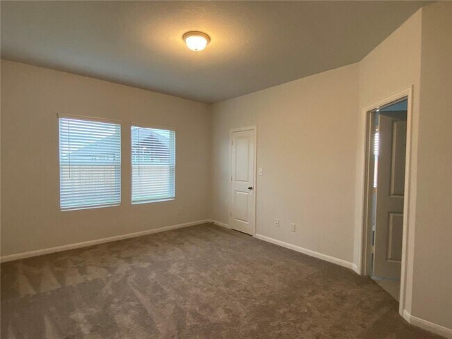 Building Photo - 1120 Whippletree Trl