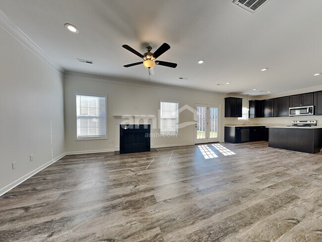 Building Photo - 6956 Holliday Park Ln