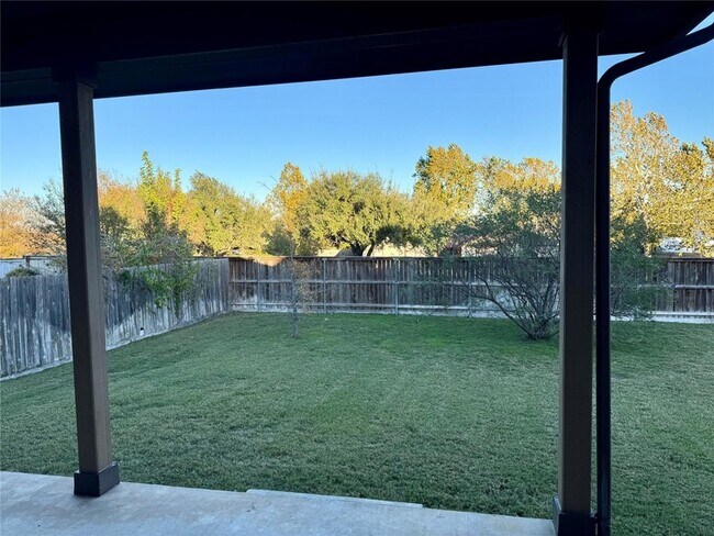 Building Photo - 408 Wolf Creek Way