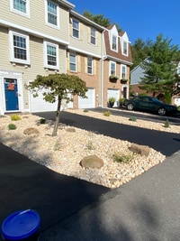 Building Photo - 802 Lexington Dr