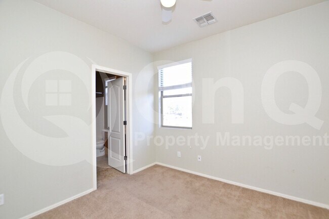 Building Photo - 3793 E Stampede Dr