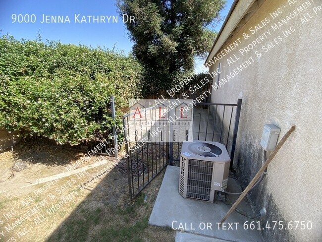 Building Photo - 9000 Jenna Kathryn Dr
