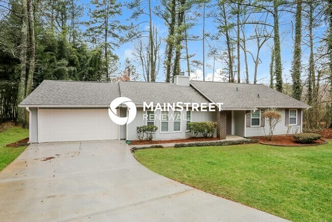 Building Photo - 3 Bedroom Pet-Friendly Home in Lithonia, GA with Main Street Renewal