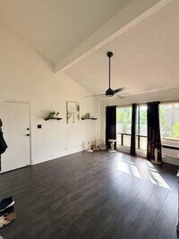 Building Photo - $3,500 / Month | 3 Bed / 2 Bath | Pets allowed