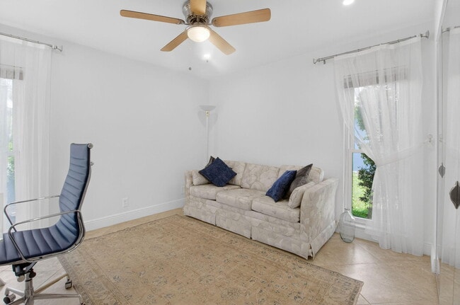 Building Photo - 10305 Crosswind Rd