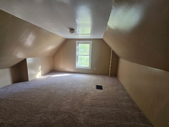 Building Photo - 4 Bedroom Home for Rent