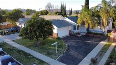 Building Photo - 20335 Londelius St