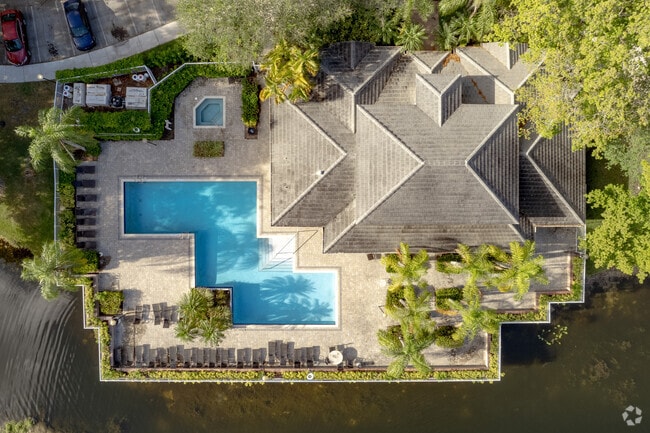 Pool - Citation Way Condominiums